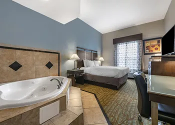 Best Western Plus Bradenton Gateway Hotel hotel thumbnail 5