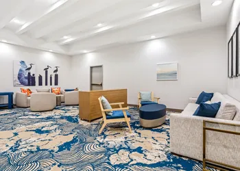 Hampton Inn & Suites St. Petersburg/Downtown hotel thumbnail 3