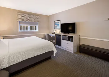 Best Western Sea Island Inn hotel thumbnail 8