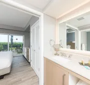 DoubleTree Suites by Hilton Melbourne Beach Oceanfront hotel detail image 4