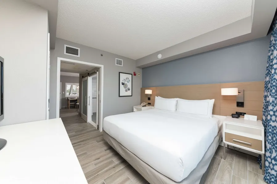 DoubleTree Suites by Hilton Melbourne Beach Oceanfront hotel detail image 6