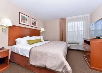 Candlewood Suites Elmira Horseheads by IHG hotel thumbnail 3