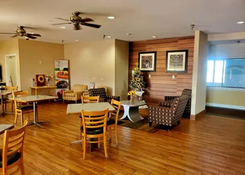 Quality Inn Peru near Starved Rock State Park hotel thumbnail 4