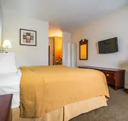 Quality Inn Peru near Starved Rock State Park hotel detail image 5