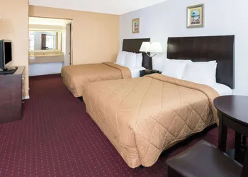 Days Inn by Wyndham Newport OR hotel thumbnail 5