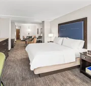 Holiday Inn Express & Suites Wilmington-Newark by IHG hotel detail image 7