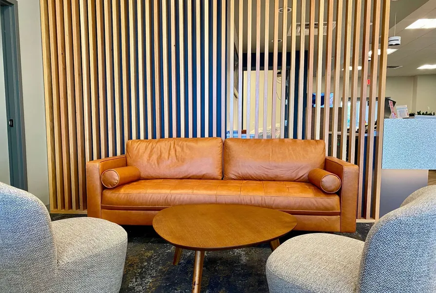Howard Johnson by Wyndham Winnipeg West hotel detail image 6
