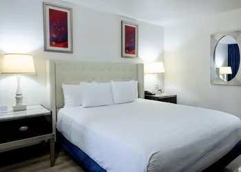 Ramada by Wyndham Yuma hotel thumbnail 7