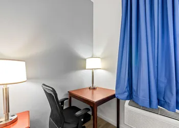 Quality Inn Weeki Wachee - Spring Hill hotel thumbnail 8