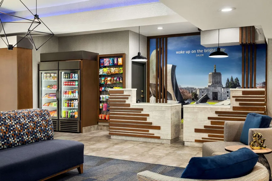 La Quinta Inn & Suites by Wyndham Salem OR hotel detail image 2