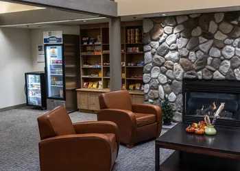 Pacific Shores Resort & Spa hotel thumbnail 3