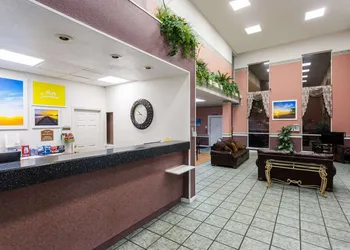 Days Inn & Suites by Wyndham Port Richey hotel thumbnail 3
