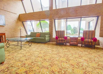 Tulsa Square Hotel Central, I-44 By OYO hotel thumbnail 4