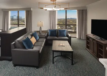 Sheraton Dallas Hotel by the Galleria hotel thumbnail 7