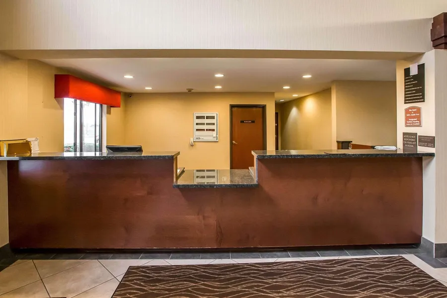 Econo Lodge Inn & Suites Monroe hotel detail image 2