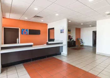 Motel 6 Stephenville, TX hotel thumbnail 2
