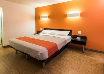 Motel 6 Stephenville, TX hotel thumbnail 6