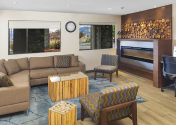 Accent Inns Kamloops hotel thumbnail 5