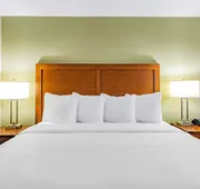 Baymont by Wyndham Gurnee hotel detail image 5