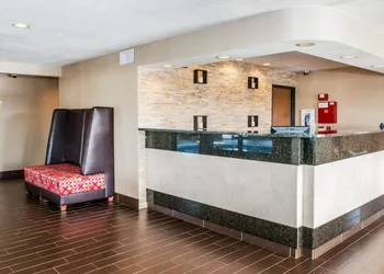 Quality Inn Effingham North hotel thumbnail 4