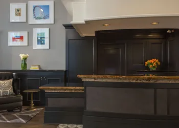 Staypineapple, An Iconic Hotel, The Loop hotel thumbnail 2