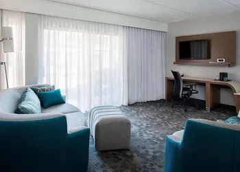 Sonesta Select Atlanta Norcross hotel thumbnail 8