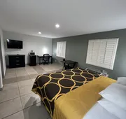 Super 8 Wyndham McAllen Downtown- City Center-Plaza Mall-Airport hotel detail image 4