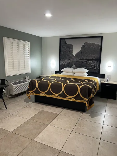 Super 8 Wyndham McAllen Downtown- City Center-Plaza Mall-Airport hotel detail image 6