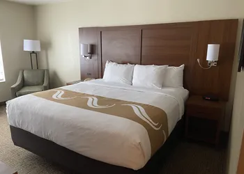 Quality Inn Placentia Anaheim Fullerton hotel thumbnail 8
