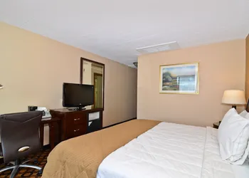 Pocono Resort Conference Center - POCONO MOUNTAINS hotel thumbnail 5