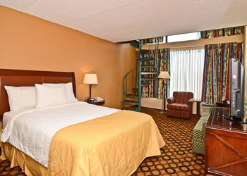 Pocono Resort Conference Center - POCONO MOUNTAINS hotel thumbnail 6
