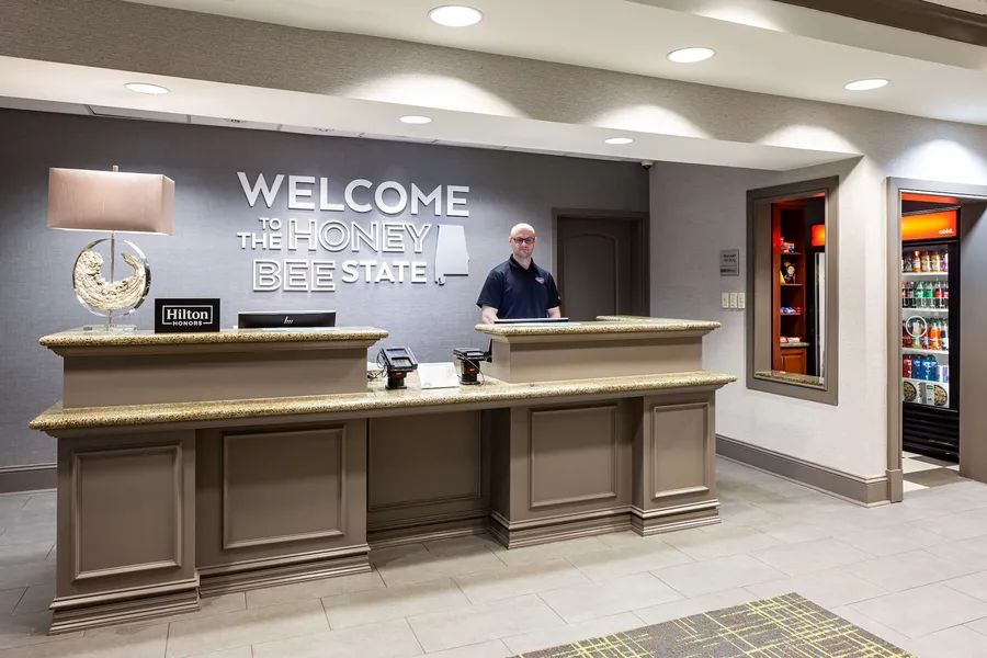 Hampton Inn & Suites Mobile I-65@ Airport Blvd hotel detail image 6