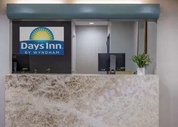 Days Inn by Wyndham Pleasant Prairie Kenosha hotel thumbnail 6
