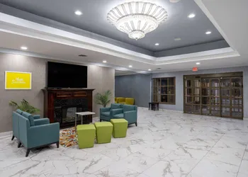 Days Hotel by Wyndham North Bergen /NYC Area hotel thumbnail 2