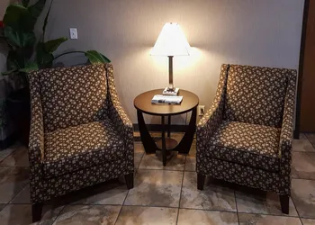 Quality Inn Ozark-Springfield South hotel thumbnail 2