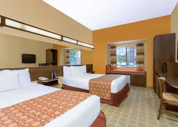 Microtel Inn & Suites by Wyndham Greenville/University Medic hotel thumbnail 5