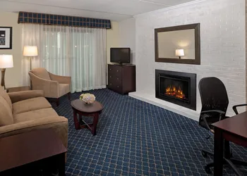 The Boxboro Regency hotel thumbnail 4