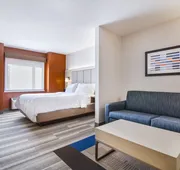 Holiday Inn Express & Suites Langley by IHG hotel detail image 7