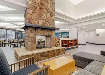 Country Inn & Suites by Radisson, Atlanta Galleria/Ballpark, GA hotel thumbnail 4