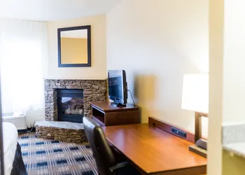 Country Inn & Suites by Radisson, Helen, GA hotel thumbnail 7