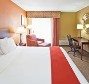 Holiday Inn Express Clearwater East - Icot Center by IHG hotel detail image 7