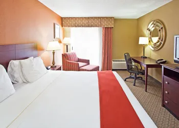 Holiday Inn Express Clearwater East - Icot Center by IHG hotel thumbnail 7