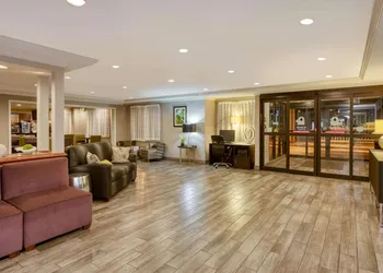 La Quinta Inn & Suites by Wyndham Cleveland Macedonia hotel thumbnail 3