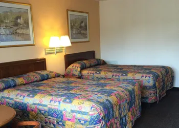 Belmont Inn & Suites hotel thumbnail 3
