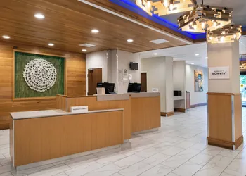 Fairfield Inn & Suites by Marriott Bakersfield Central hotel thumbnail 2