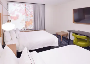 Fairfield Inn & Suites by Marriott Bakersfield Central hotel thumbnail 6