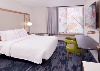 Fairfield Inn & Suites by Marriott Bakersfield Central hotel thumbnail 8