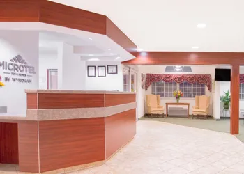 Microtel Inn & Suites by Wyndham Gassaway/Sutton hotel thumbnail 2