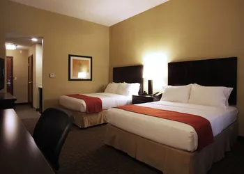 Holiday Inn Phoenix - Chandler by IHG hotel thumbnail 2