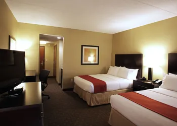 Holiday Inn Phoenix - Chandler by IHG hotel thumbnail 4